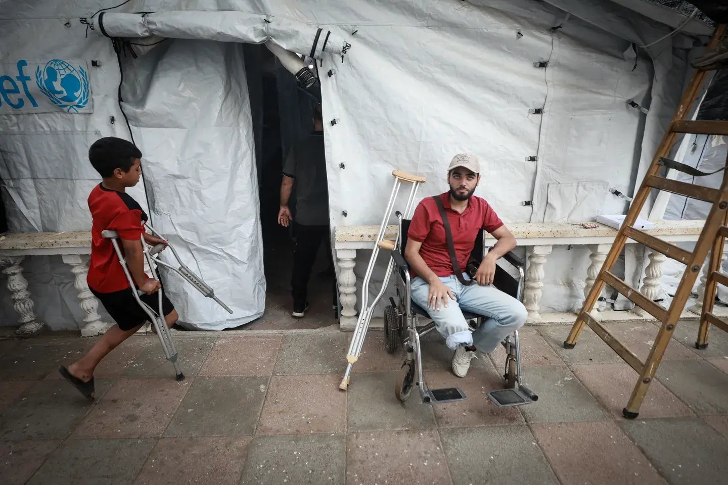 1764759143299-8kfg2o-44288dc67c4bf95a92202ecbf727d6299ed43f6f10b5171398832d32e68f0e8a